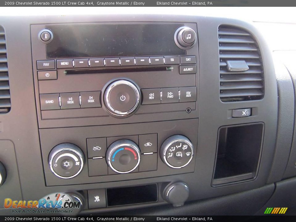 2009 Chevrolet Silverado 1500 LT Crew Cab 4x4 Graystone Metallic / Ebony Photo #17