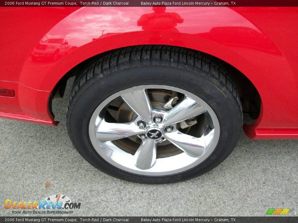 2006 Ford Mustang GT Premium Coupe Torch Red / Dark Charcoal Photo #7