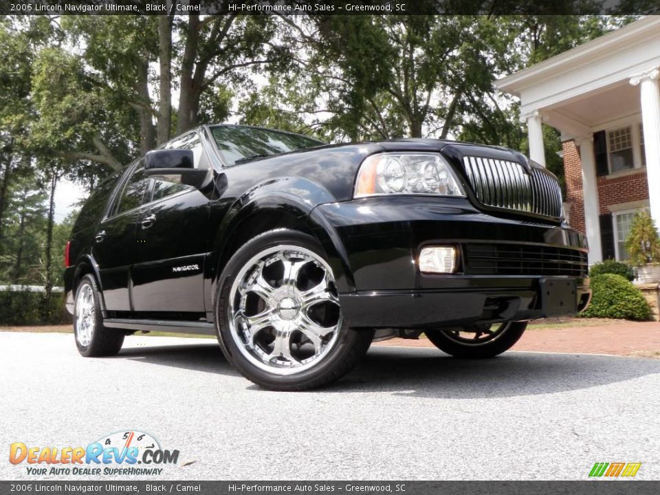 2006 Lincoln Navigator Ultimate Black / Camel Photo #30