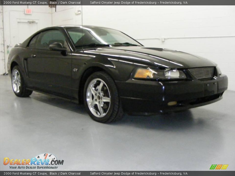 2000 Ford Mustang GT Coupe Black / Dark Charcoal Photo #3