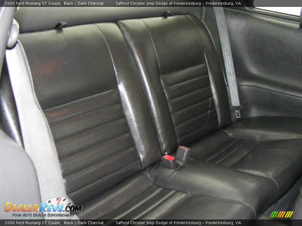 2000 Ford Mustang GT Coupe Black / Dark Charcoal Photo #17