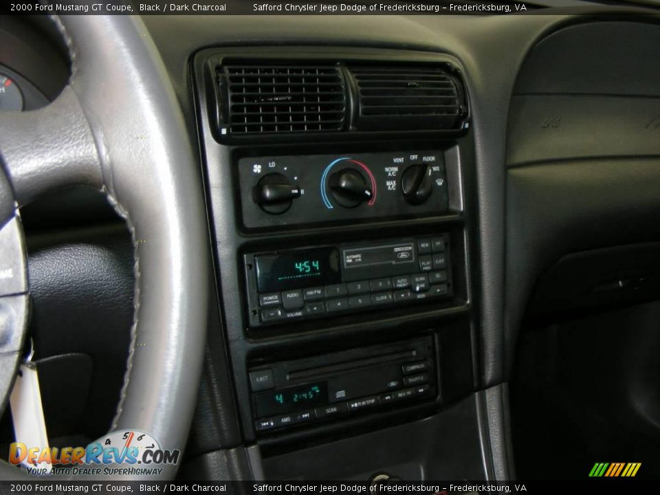 2000 Ford Mustang GT Coupe Black / Dark Charcoal Photo #19