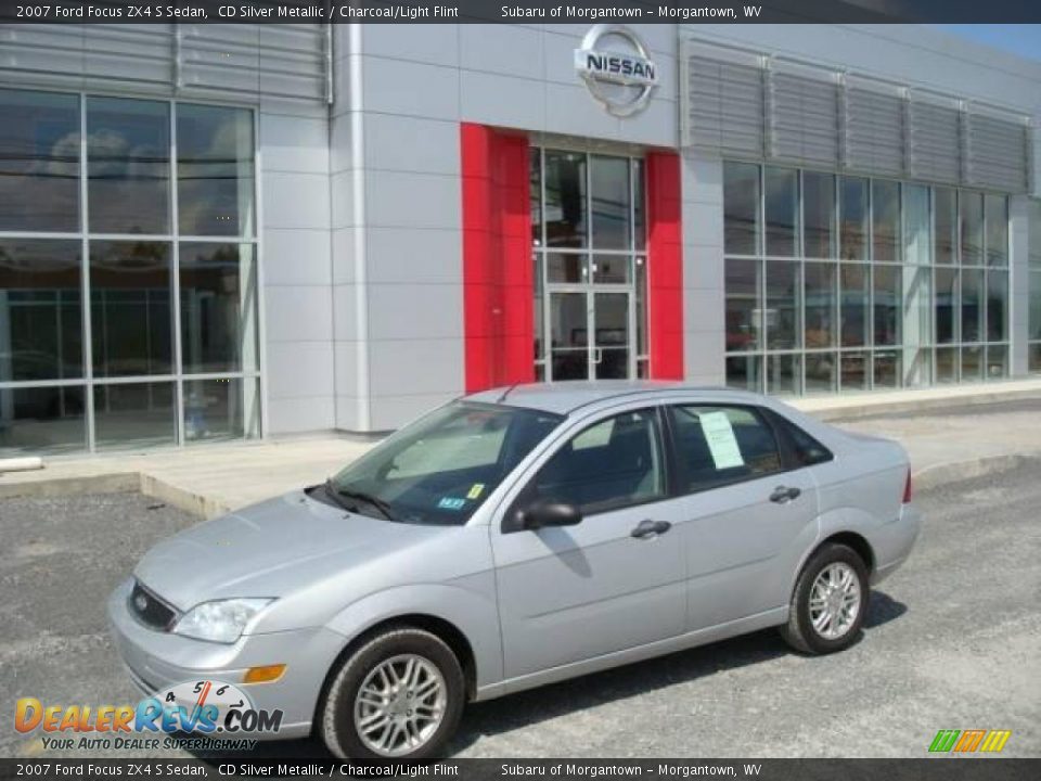2007 Ford Focus ZX4 S Sedan CD Silver Metallic / Charcoal/Light Flint Photo #1