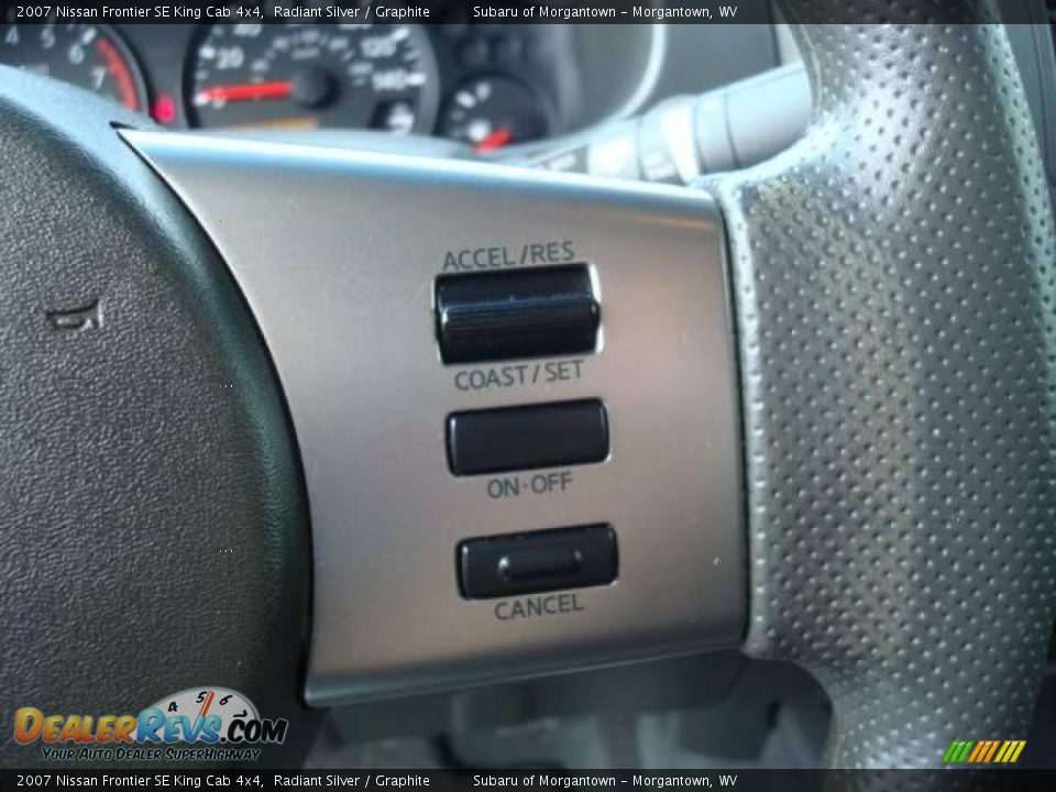 2007 Nissan Frontier SE King Cab 4x4 Radiant Silver / Graphite Photo #15
