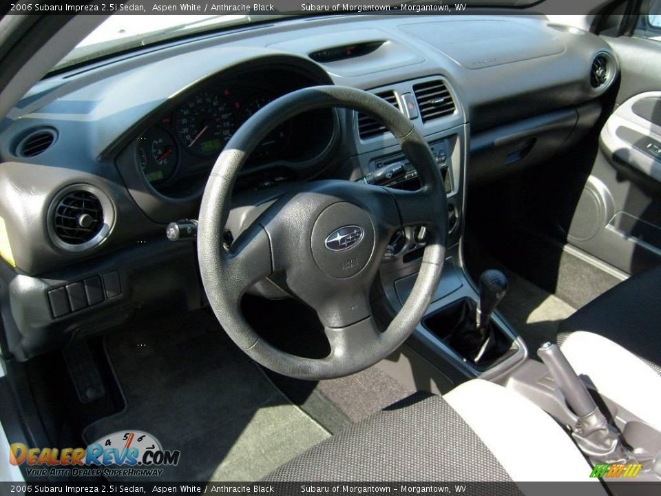 2006 Subaru Impreza 2.5i Sedan Aspen White / Anthracite Black Photo #11