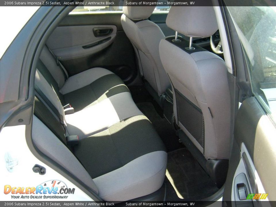 2006 Subaru Impreza 2.5i Sedan Aspen White / Anthracite Black Photo #15