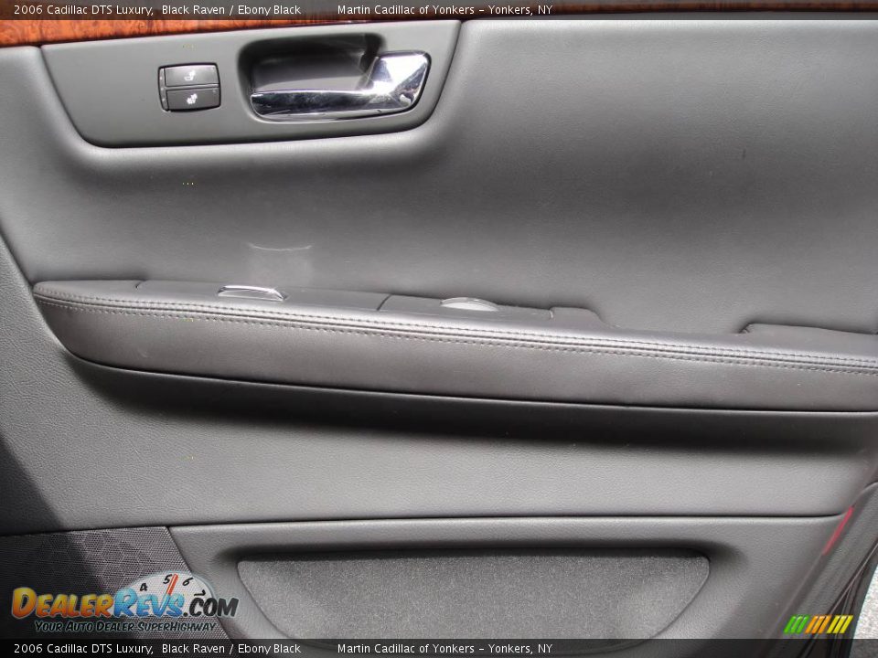 2006 Cadillac DTS Luxury Black Raven / Ebony Black Photo #19