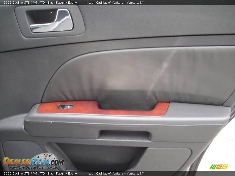 2006 Cadillac STS 4 V6 AWD Black Raven / Ebony Photo #18