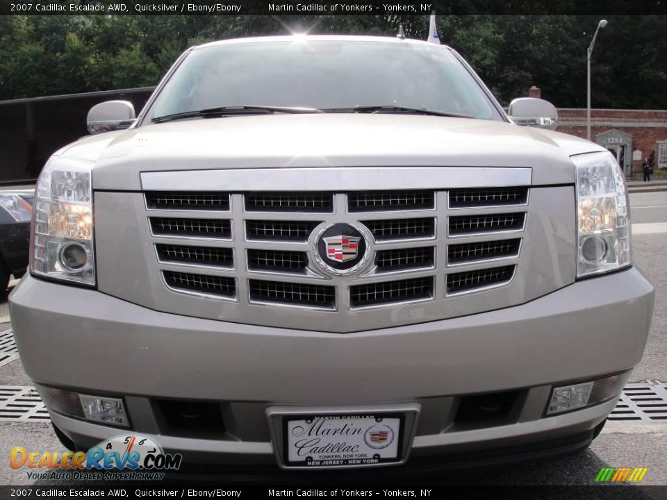 2007 Cadillac Escalade AWD Quicksilver / Ebony/Ebony Photo #2