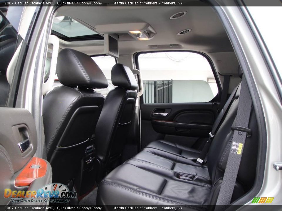 2007 Cadillac Escalade AWD Quicksilver / Ebony/Ebony Photo #16