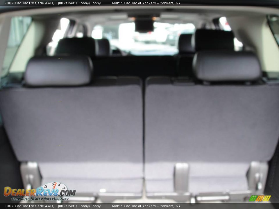 2007 Cadillac Escalade AWD Quicksilver / Ebony/Ebony Photo #17