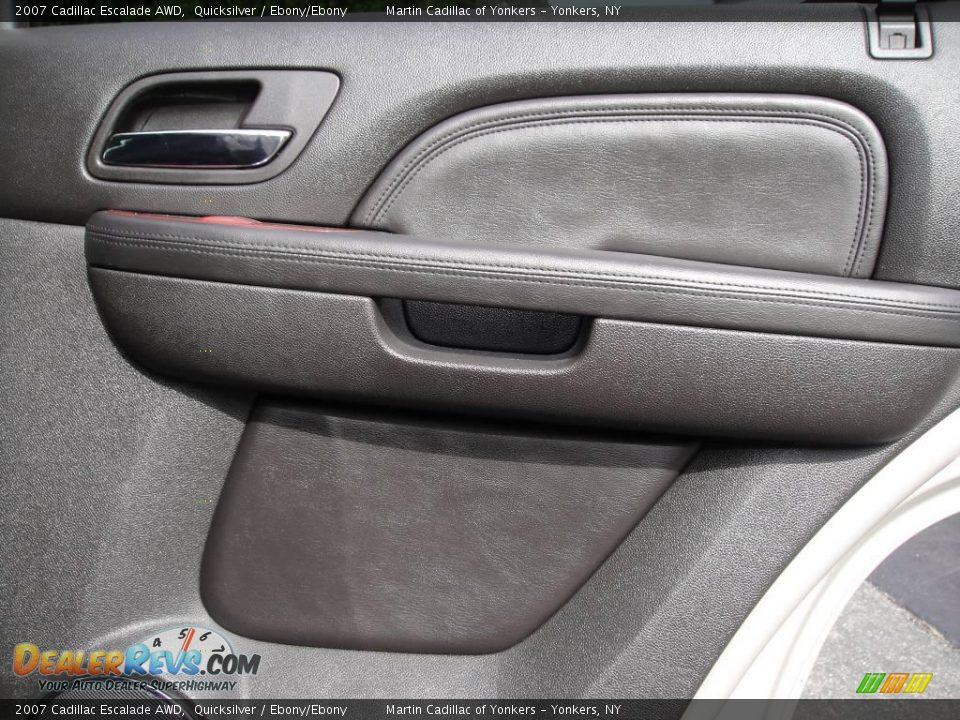 2007 Cadillac Escalade AWD Quicksilver / Ebony/Ebony Photo #19
