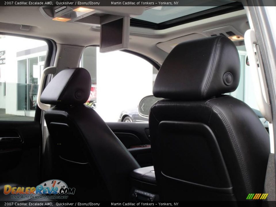 2007 Cadillac Escalade AWD Quicksilver / Ebony/Ebony Photo #22