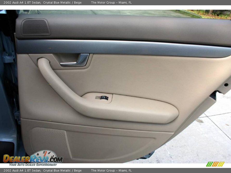 2002 Audi A4 1.8T Sedan Crystal Blue Metallic / Beige Photo #36