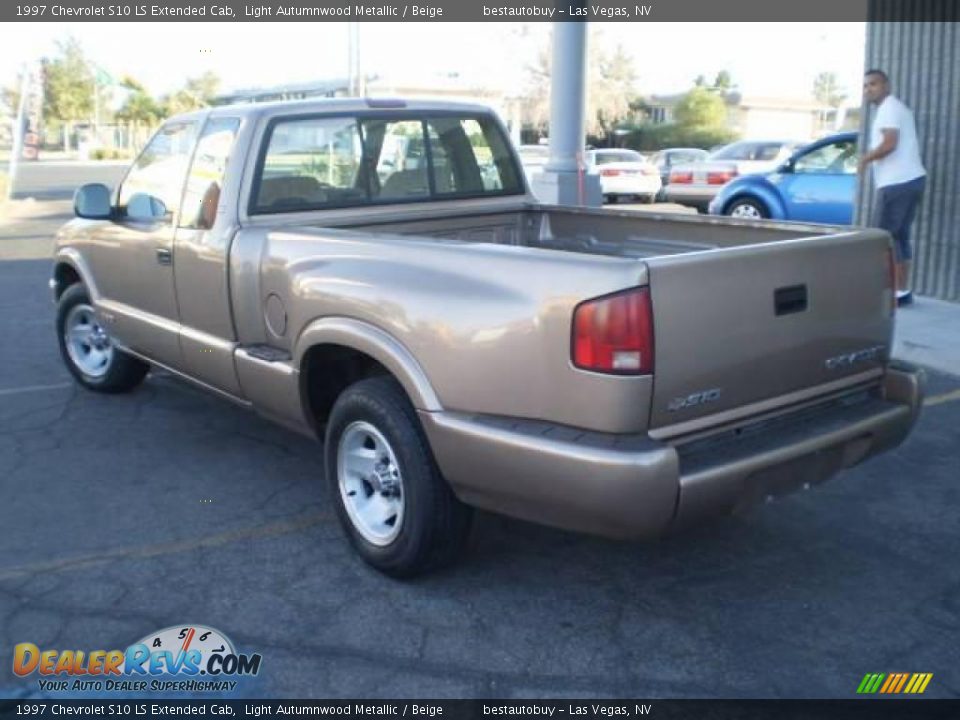 1997 Chevrolet S10 LS Extended Cab Light Autumnwood Metallic / Beige Photo #8