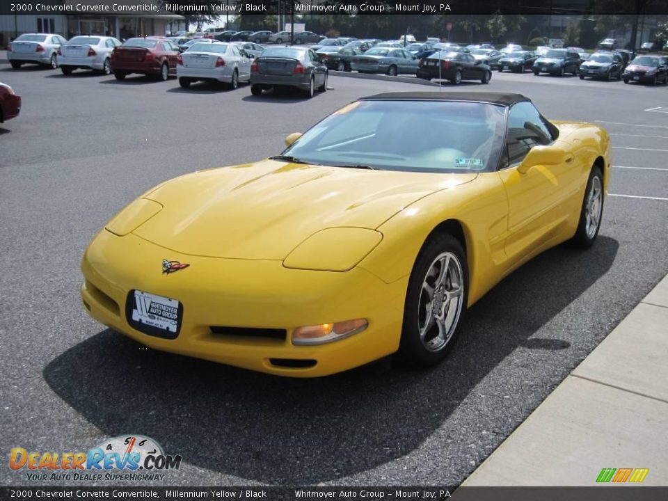 2000 Chevrolet Corvette Convertible Millennium Yellow / Black Photo #5