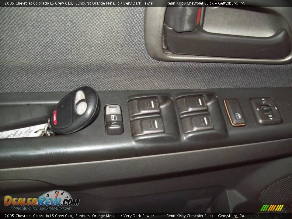 2005 Chevrolet Colorado LS Crew Cab Sunburst Orange Metallic / Very Dark Pewter Photo #13