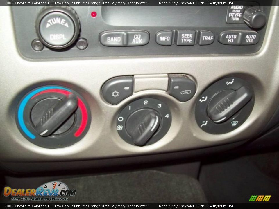 2005 Chevrolet Colorado LS Crew Cab Sunburst Orange Metallic / Very Dark Pewter Photo #18
