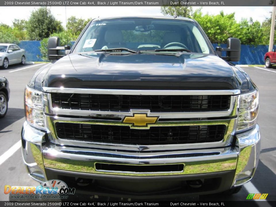 2009 Chevrolet Silverado 2500HD LTZ Crew Cab 4x4 Black / Light Titanium/Dark Titanium Photo #2