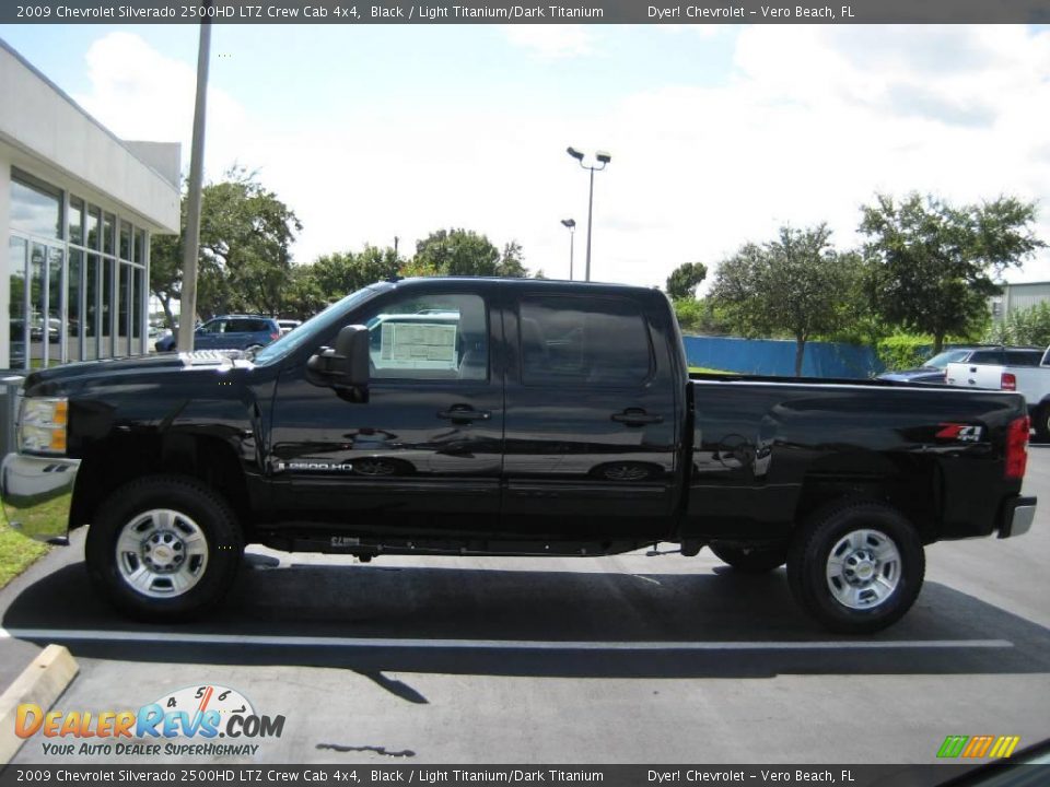 2009 Chevrolet Silverado 2500HD LTZ Crew Cab 4x4 Black / Light Titanium/Dark Titanium Photo #3