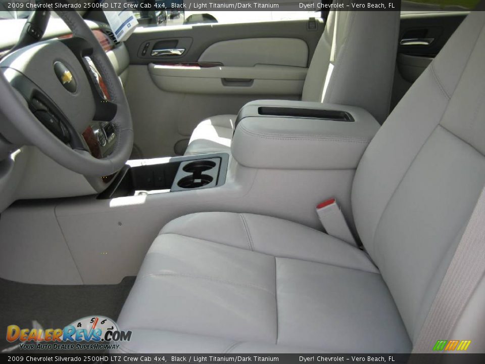 2009 Chevrolet Silverado 2500HD LTZ Crew Cab 4x4 Black / Light Titanium/Dark Titanium Photo #11