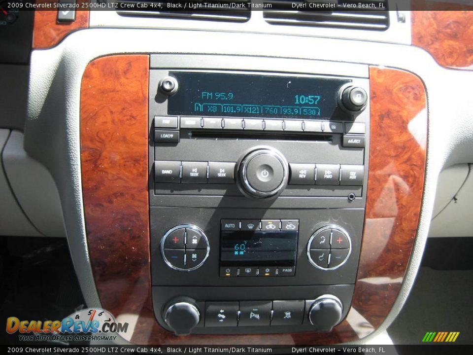 2009 Chevrolet Silverado 2500HD LTZ Crew Cab 4x4 Black / Light Titanium/Dark Titanium Photo #14