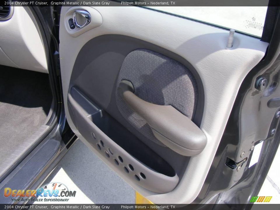 2004 Chrysler PT Cruiser Graphite Metallic / Dark Slate Gray Photo #26