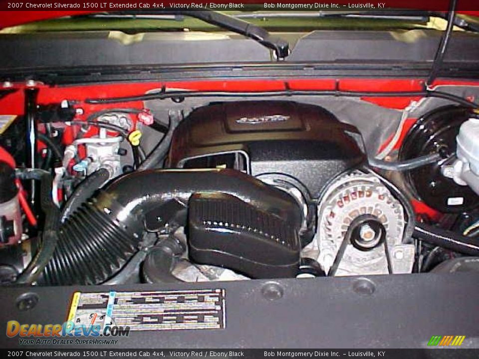 2007 Chevrolet Silverado 1500 LT Extended Cab 4x4 Victory Red / Ebony Black Photo #5