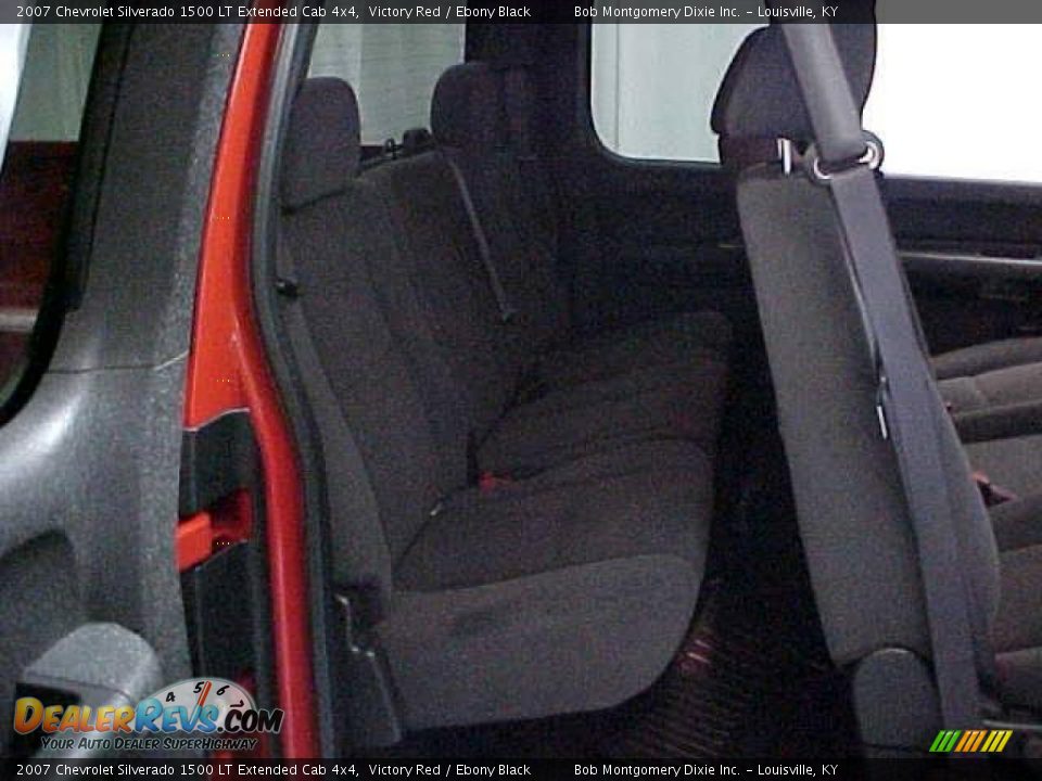 2007 Chevrolet Silverado 1500 LT Extended Cab 4x4 Victory Red / Ebony Black Photo #10