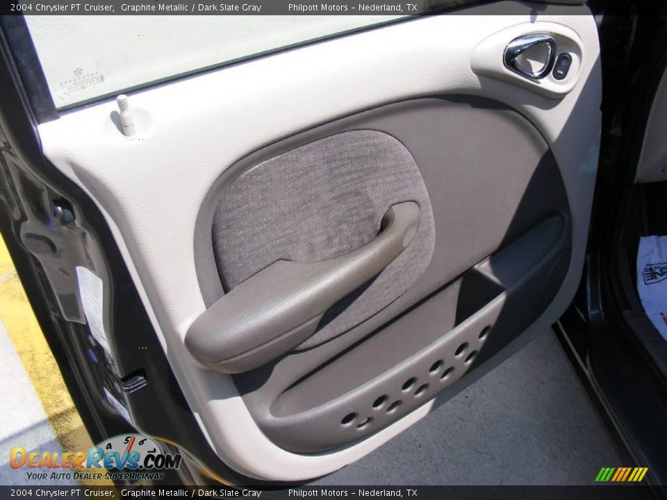 2004 Chrysler PT Cruiser Graphite Metallic / Dark Slate Gray Photo #35