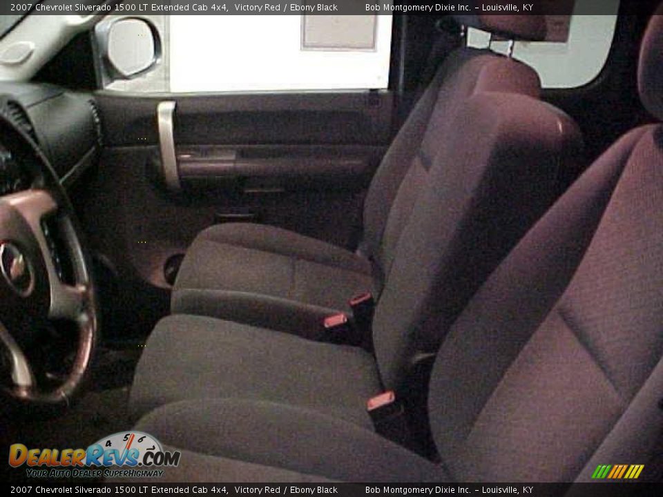 2007 Chevrolet Silverado 1500 LT Extended Cab 4x4 Victory Red / Ebony Black Photo #25