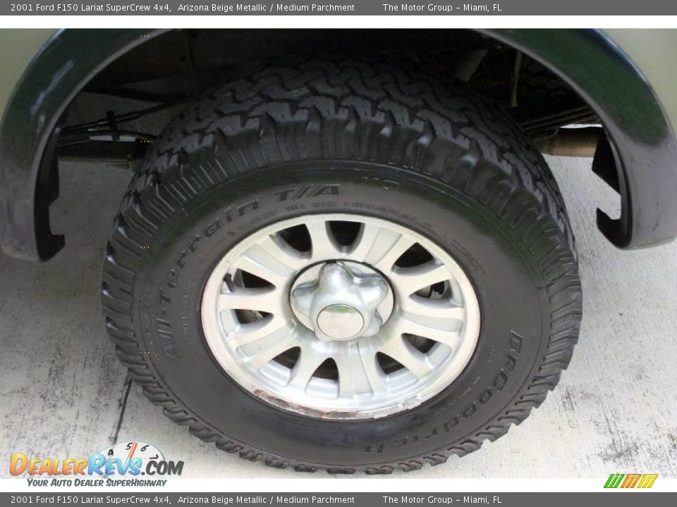 2001 Ford F150 Lariat SuperCrew 4x4 Arizona Beige Metallic / Medium Parchment Photo #28