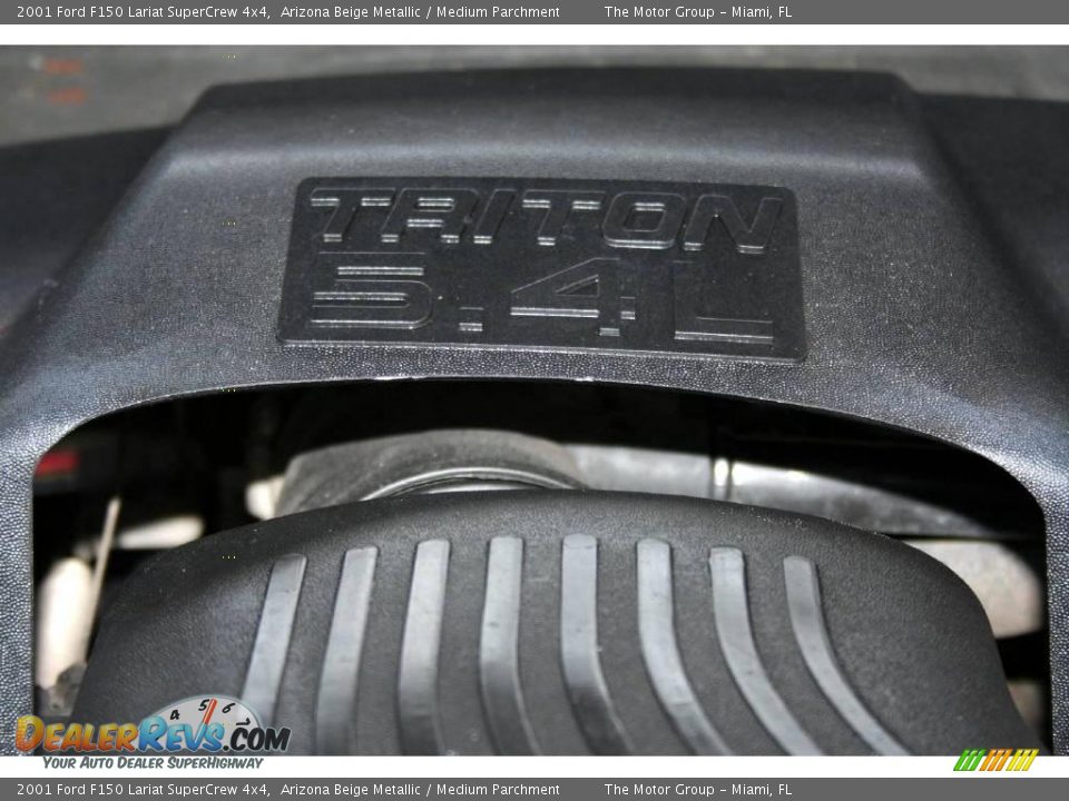 2001 Ford F150 Lariat SuperCrew 4x4 Arizona Beige Metallic / Medium Parchment Photo #32