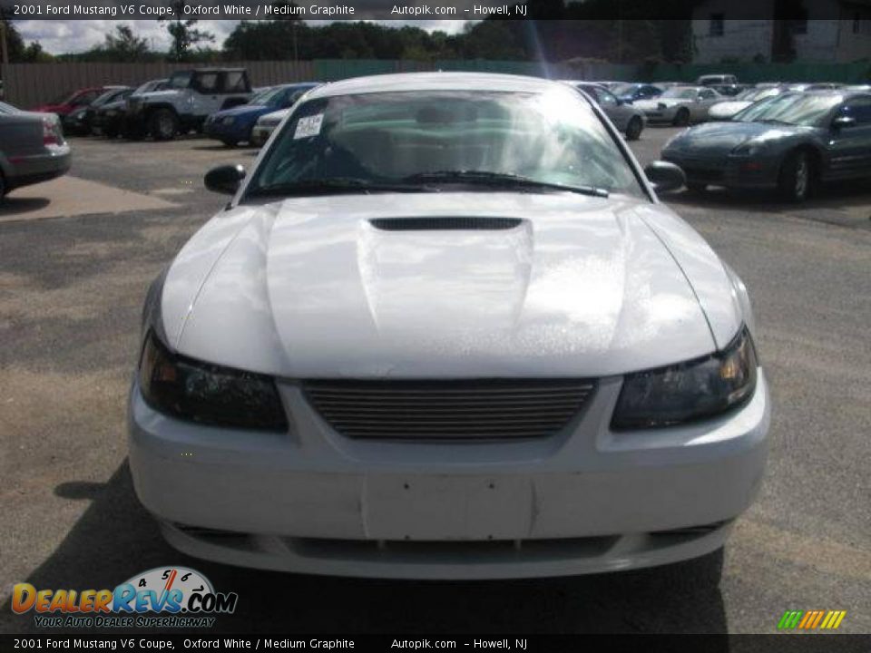 2001 Ford Mustang V6 Coupe Oxford White / Medium Graphite Photo #1
