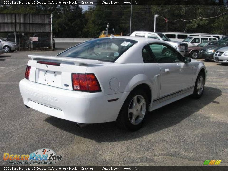 2001 Ford Mustang V6 Coupe Oxford White / Medium Graphite Photo #5