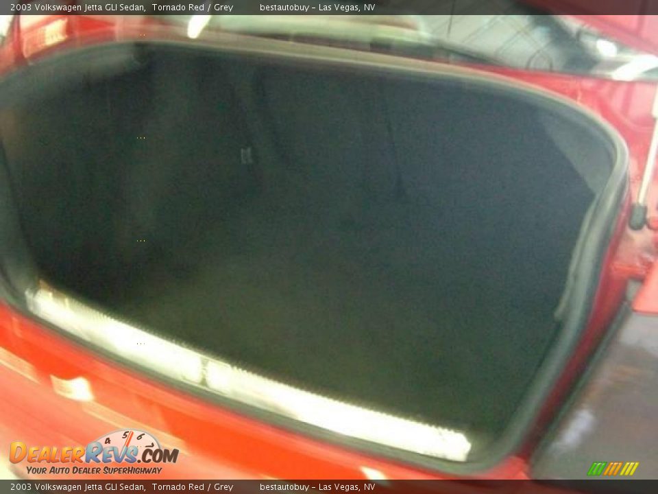 2003 Volkswagen Jetta GLI Sedan Tornado Red / Grey Photo #24