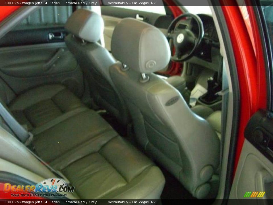 2003 Volkswagen Jetta GLI Sedan Tornado Red / Grey Photo #27