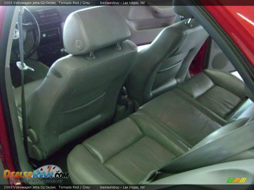 2003 Volkswagen Jetta GLI Sedan Tornado Red / Grey Photo #35