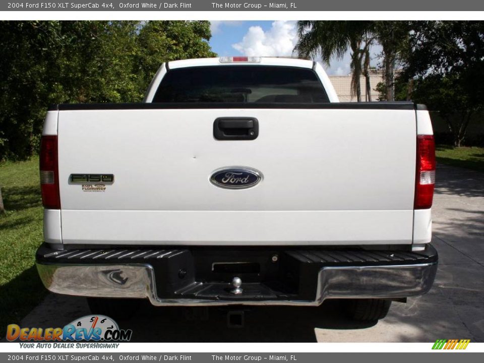 2004 Ford F150 XLT SuperCab 4x4 Oxford White / Dark Flint Photo #16
