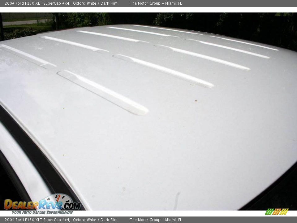 2004 Ford F150 XLT SuperCab 4x4 Oxford White / Dark Flint Photo #17