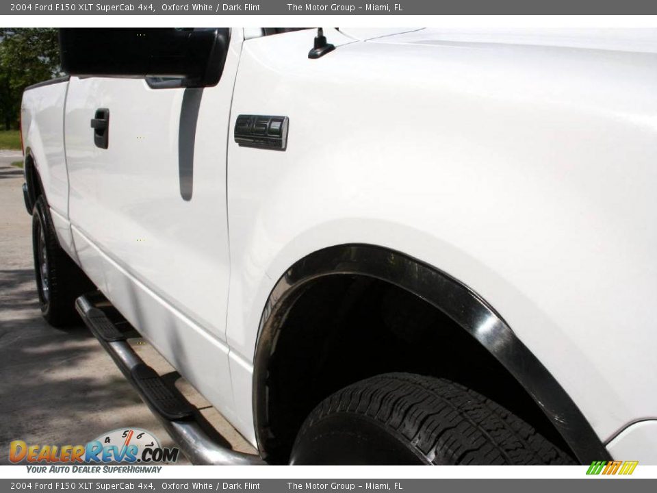 2004 Ford F150 XLT SuperCab 4x4 Oxford White / Dark Flint Photo #20
