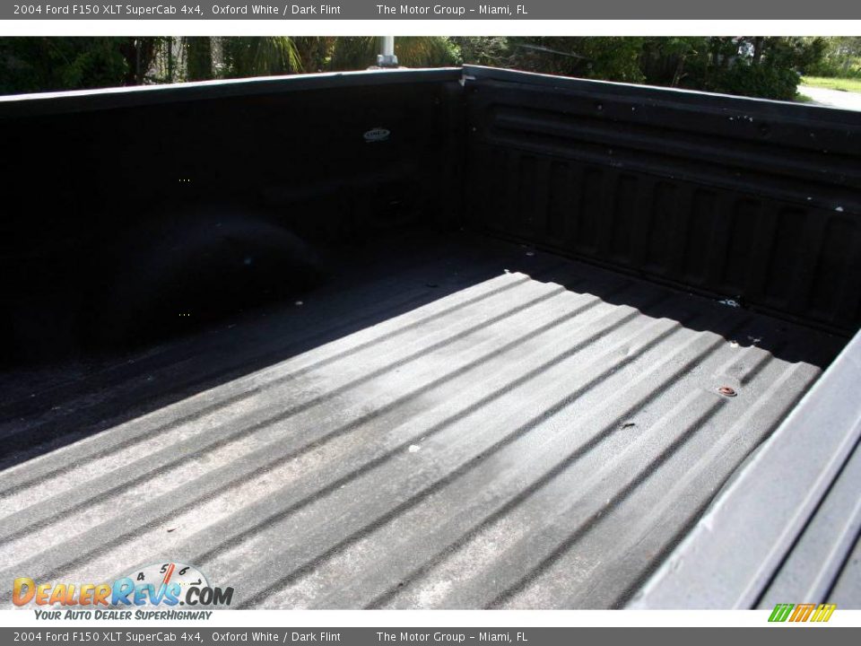 2004 Ford F150 XLT SuperCab 4x4 Oxford White / Dark Flint Photo #21