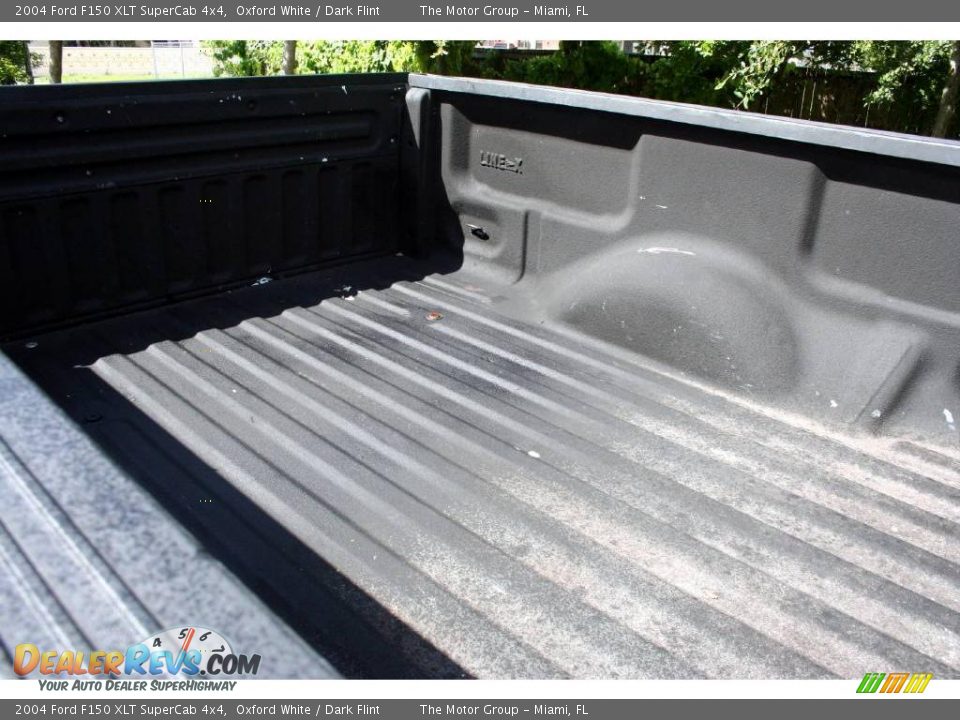 2004 Ford F150 XLT SuperCab 4x4 Oxford White / Dark Flint Photo #22