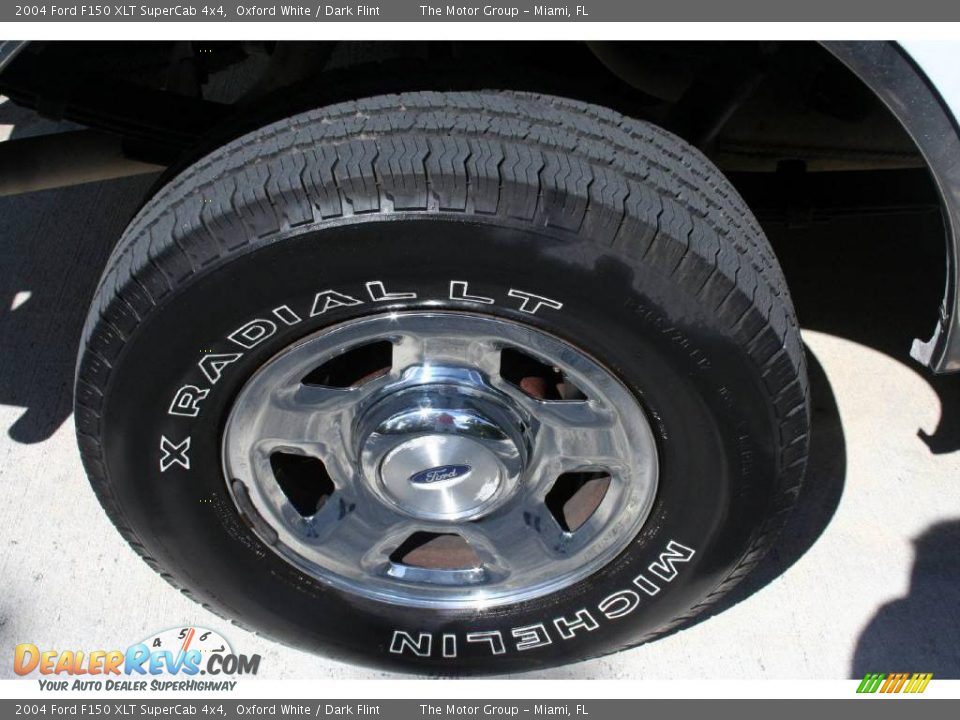 2004 Ford F150 XLT SuperCab 4x4 Oxford White / Dark Flint Photo #30