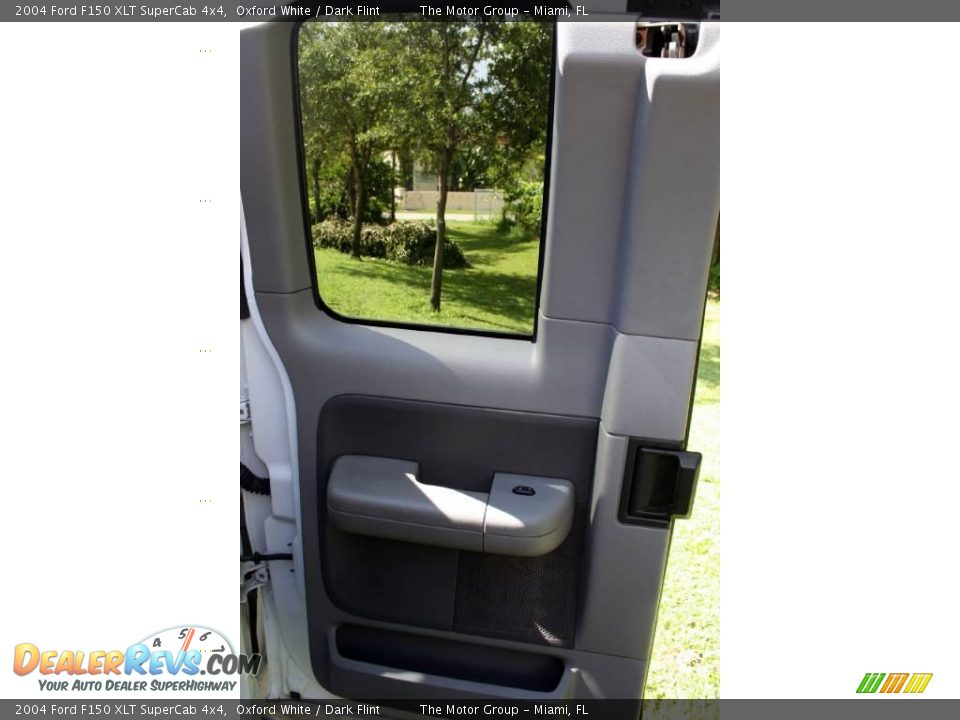 2004 Ford F150 XLT SuperCab 4x4 Oxford White / Dark Flint Photo #36