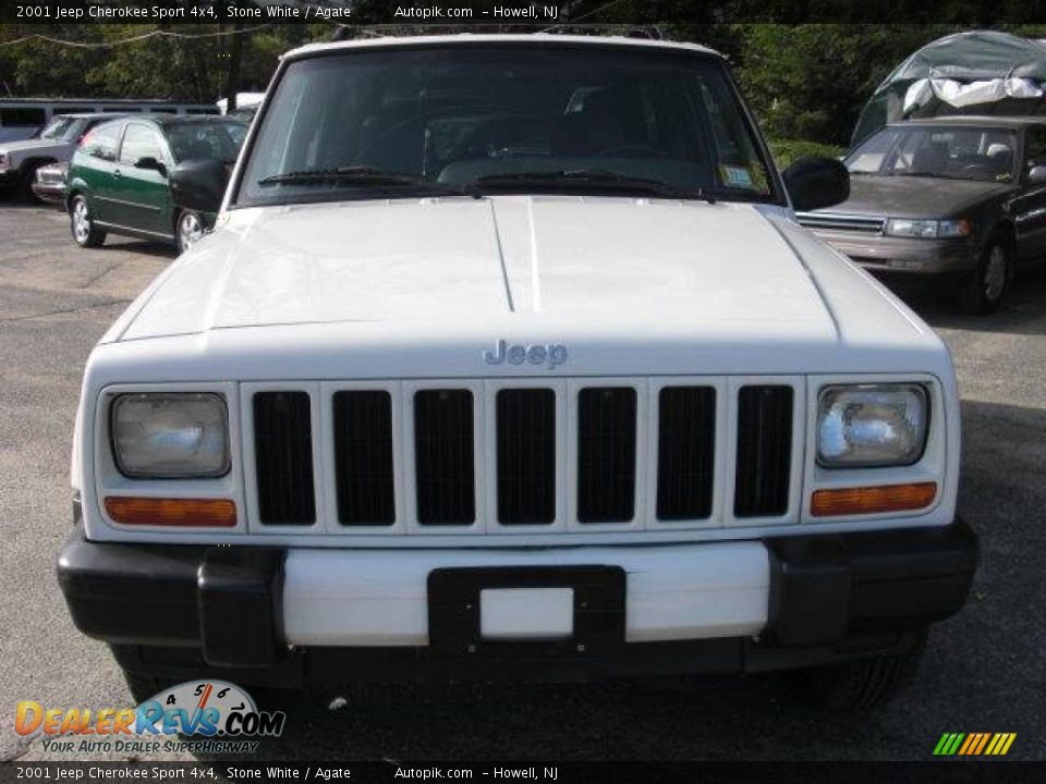 2001 Jeep Cherokee Sport 4x4 Stone White / Agate Photo #1
