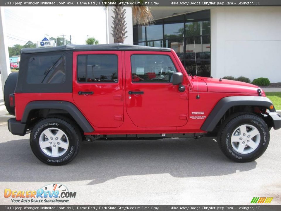 2010 Jeep Wrangler Unlimited Sport 4x4 Flame Red / Dark Slate Gray/Medium Slate Gray Photo #4