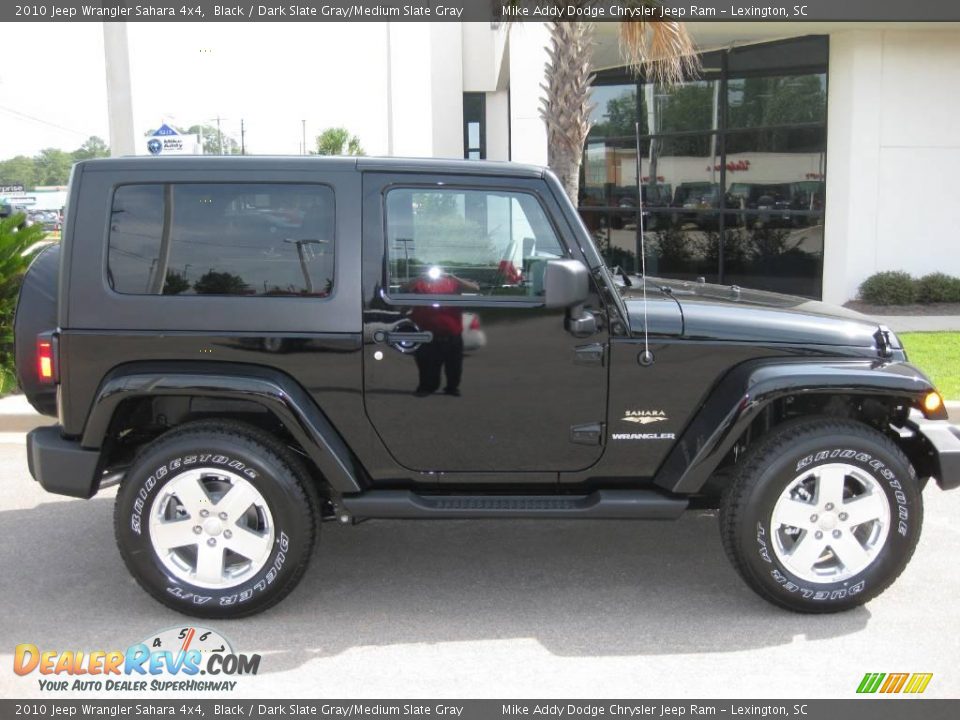 2010 Jeep Wrangler Sahara 4x4 Black / Dark Slate Gray/Medium Slate Gray Photo #4