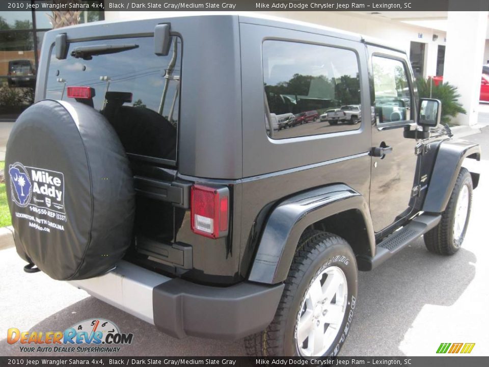 2010 Jeep Wrangler Sahara 4x4 Black / Dark Slate Gray/Medium Slate Gray Photo #5