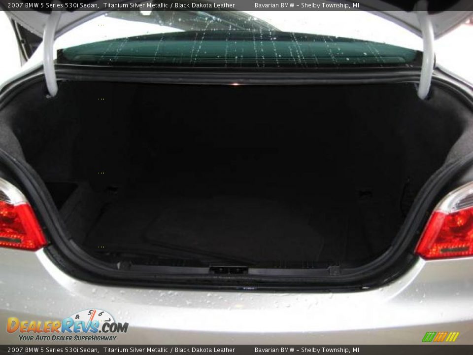 2007 BMW 5 Series 530i Sedan Titanium Silver Metallic / Black Dakota Leather Photo #17